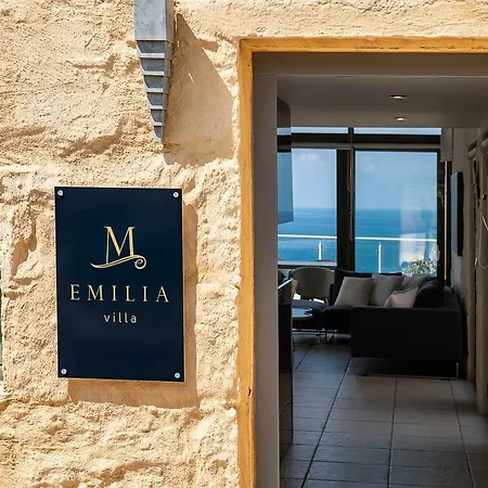 Villa Emilia Front Sea Kalathas